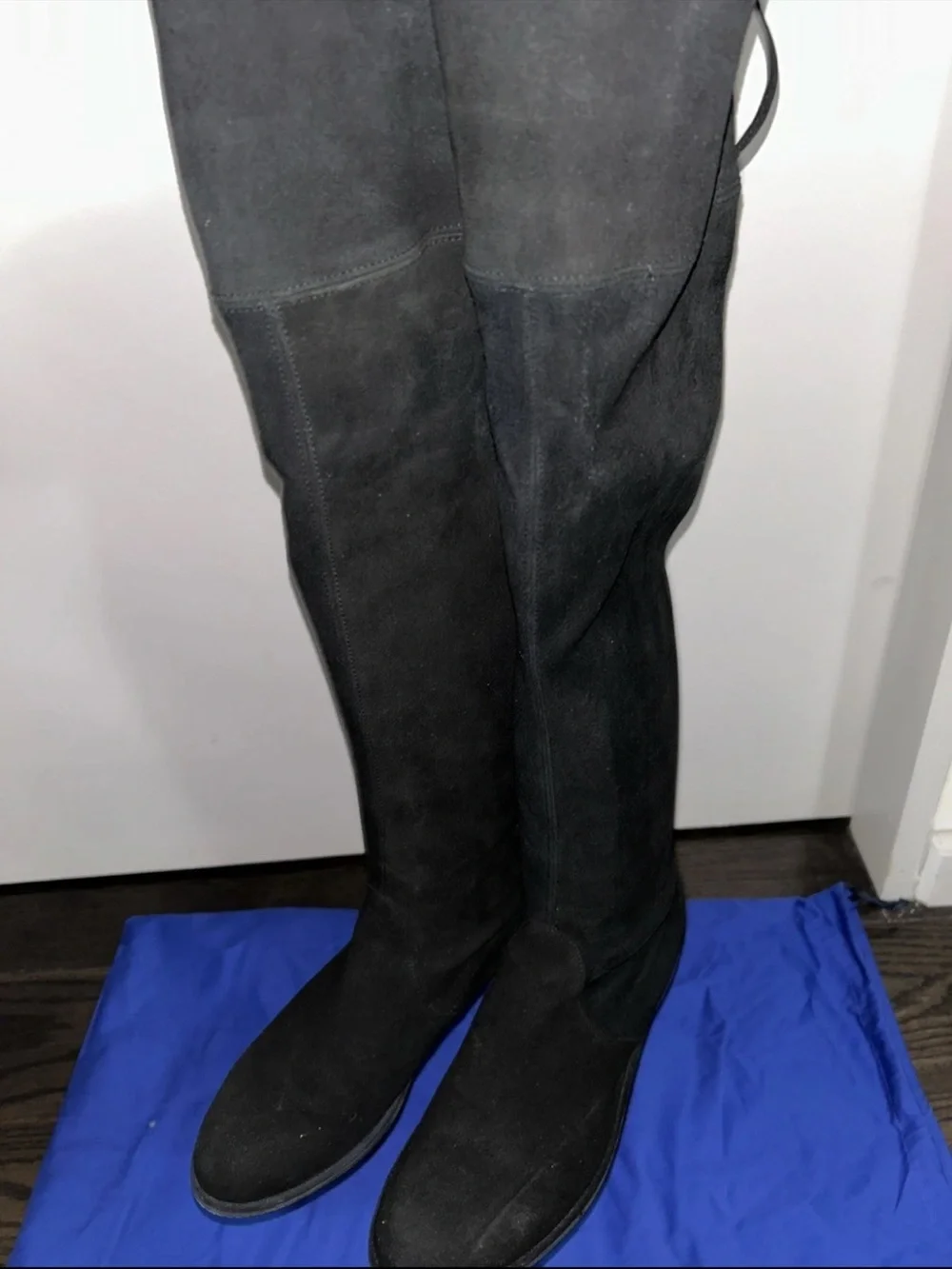 Stuart Weitzman Lowland Over The Knee Boot Black Suede 7 Flat